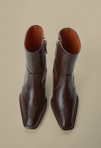 ankle boots  chocolate