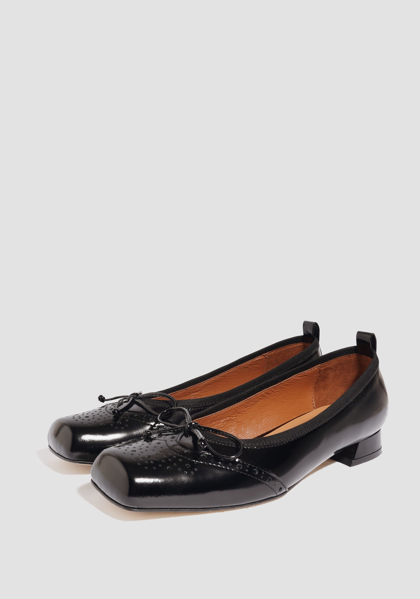 Classic Romantic Ballerina Flat Shoes: 'Minnet'