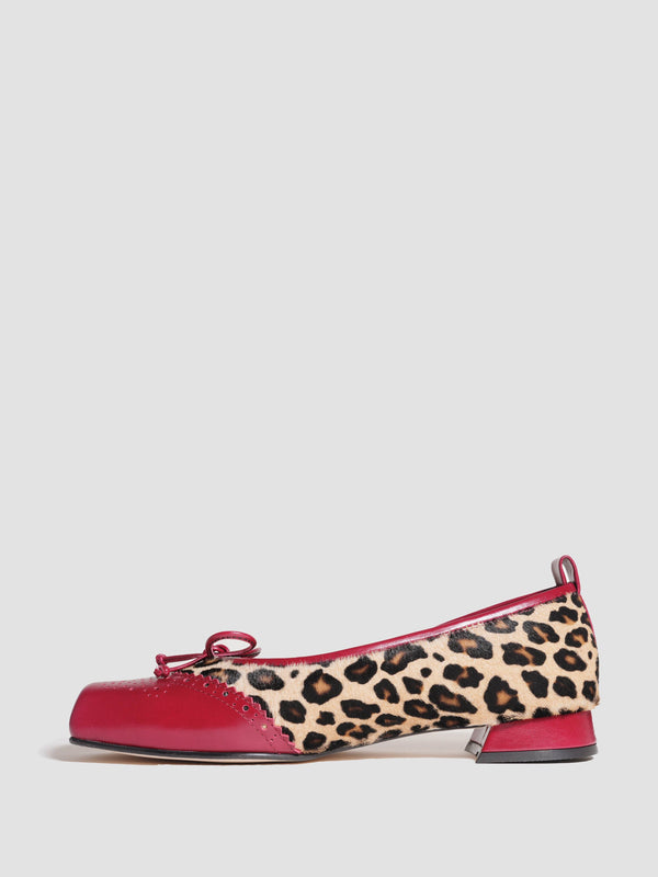 Classic Romantic Ballerina Flat Shoes: 'Minnet' Leopard - Je la connais