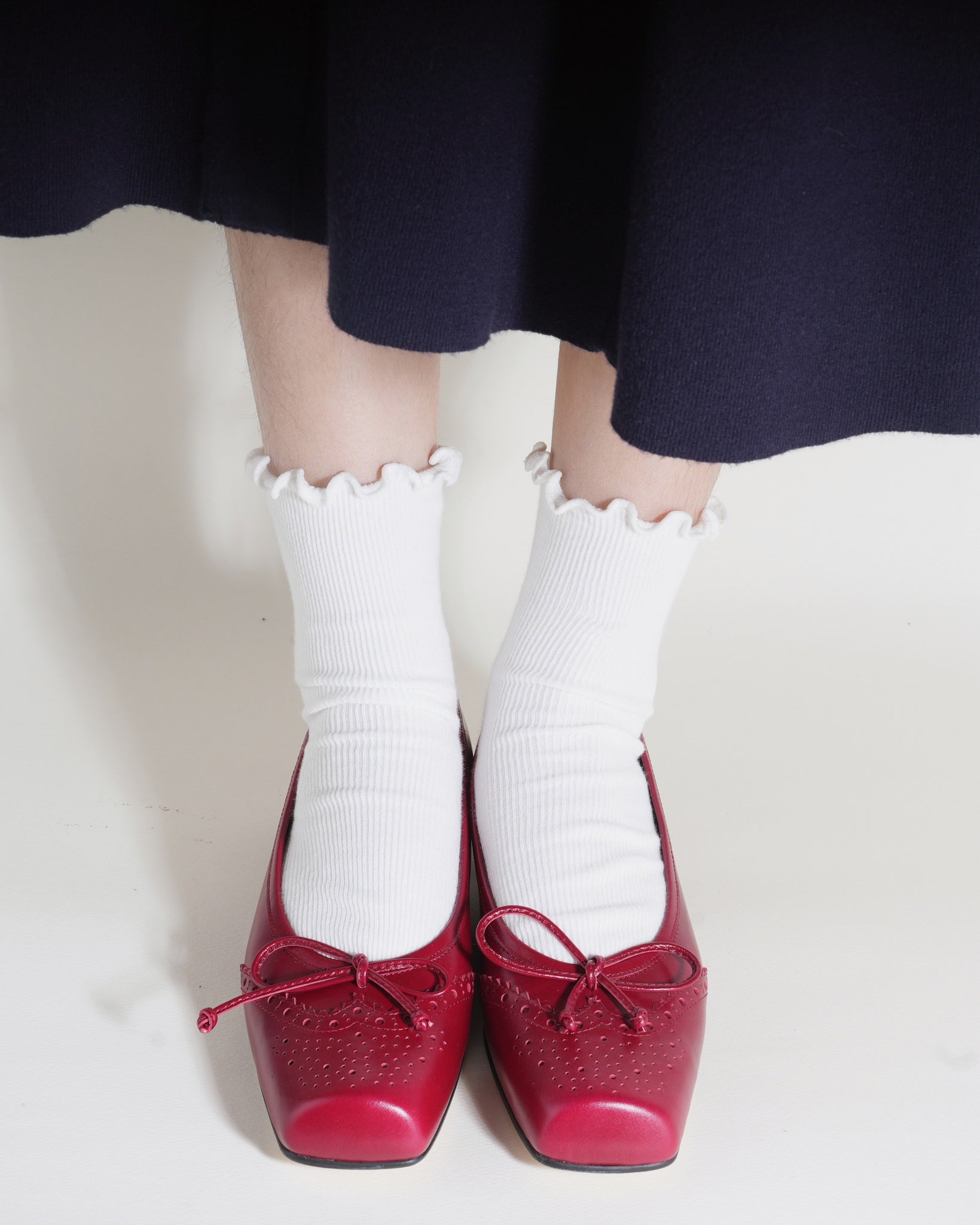 Classic Romantic Ballerina Flat Shoes: 'Minnet' Dark Red