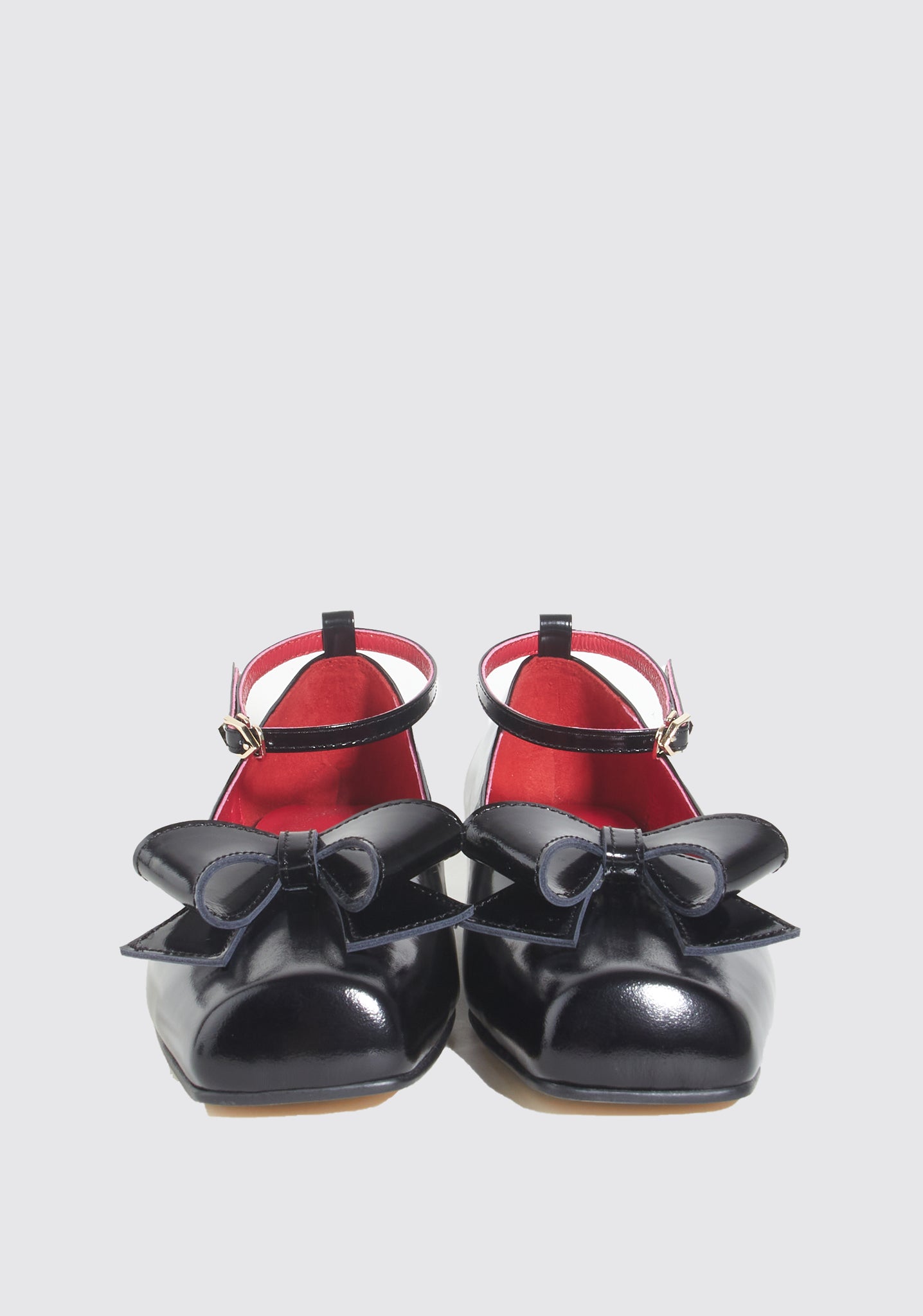 Classic Romantic Ballerina Flat Shoes: 'Mimi' Black
