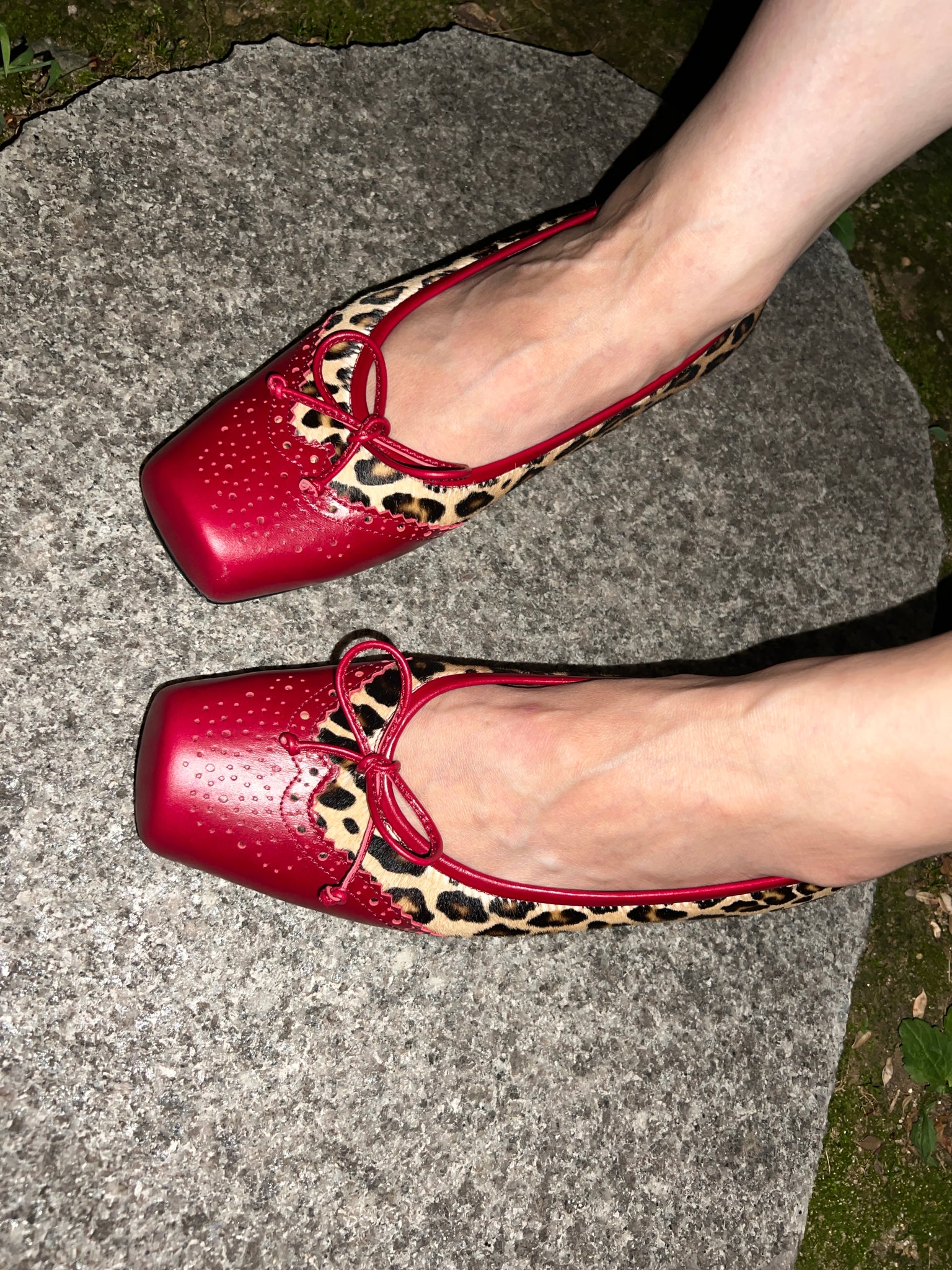 Classic Romantic Ballerina Flat Shoes: 'Minnet' Leopard