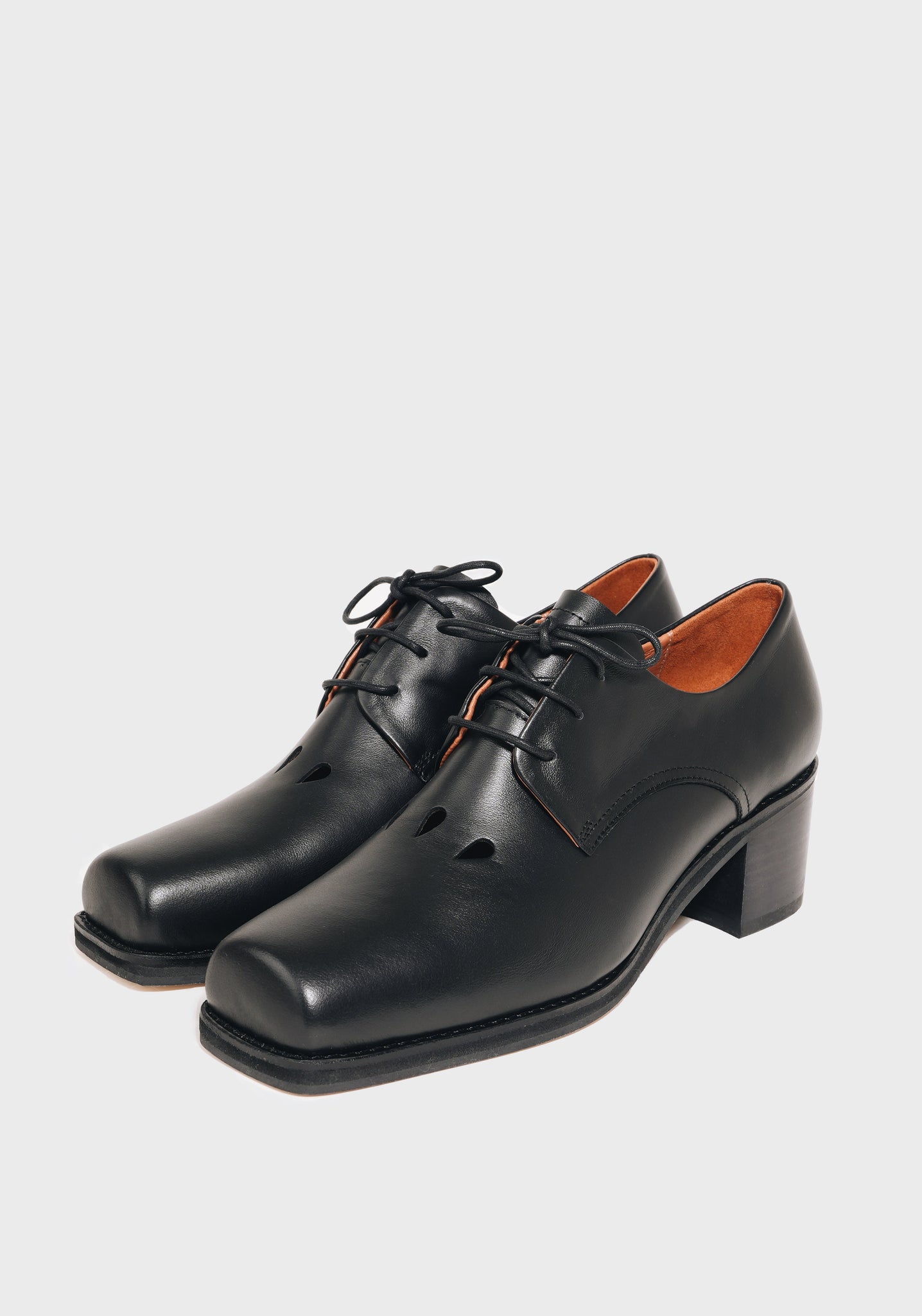 Drop Derby - Ballerina Toe detail