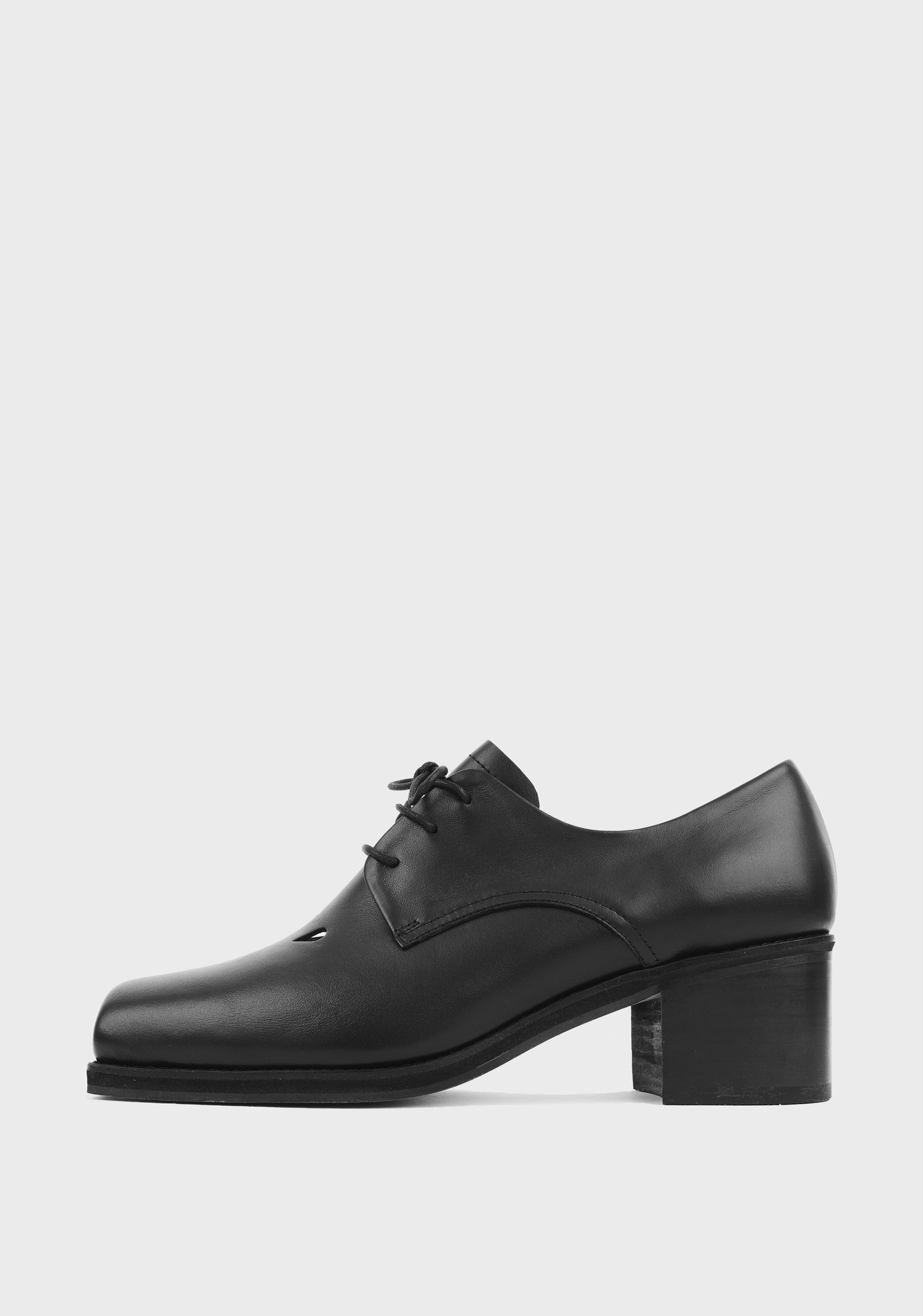 Drop Derby - Ballerina Toe detail