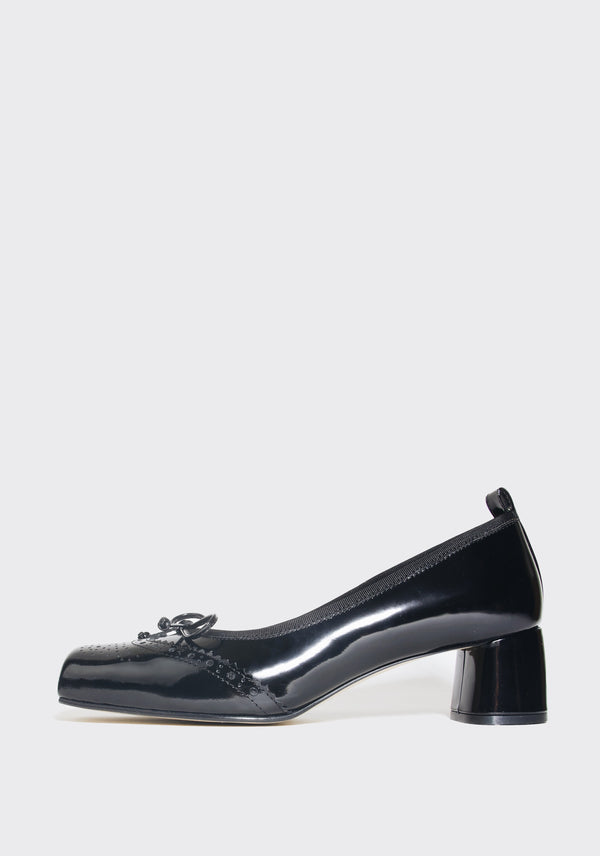 Classic Romantic Ballerina Heels: 'Minnet2'